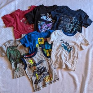 Seven Short Sleeve Shirts in 4t
